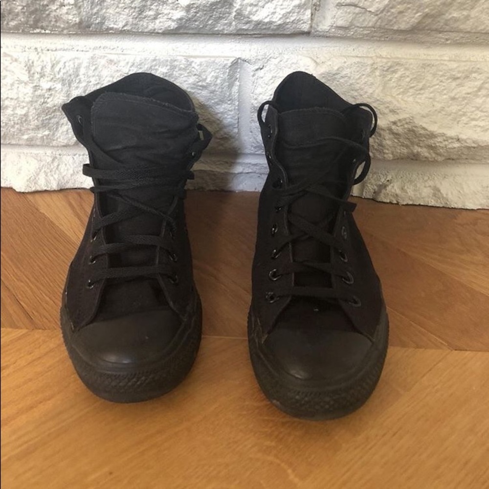 Blacked out converse hi tops 10.5